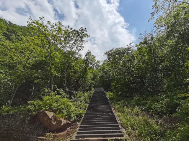 蒲石河公园-图片来源编辑网