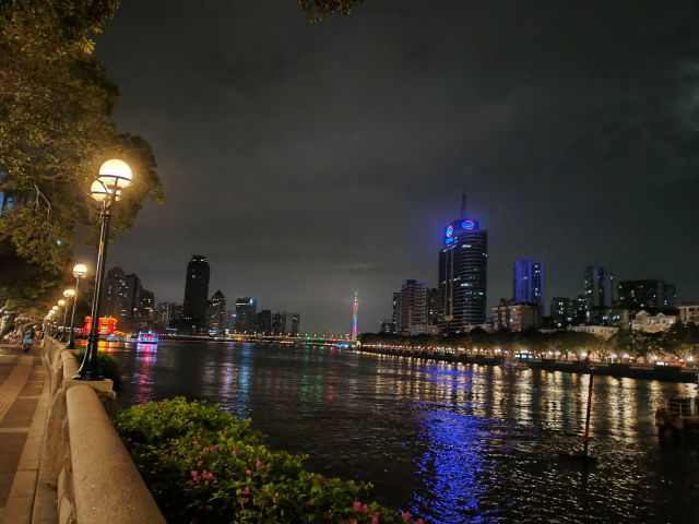 城市生活随手拍-图片来源编辑网