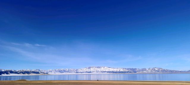 赛里木湖-图片来源编辑网